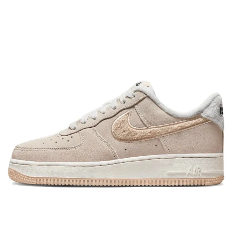 Air Force 1 Low ‘07 SE Sanddrift Gum Fleece