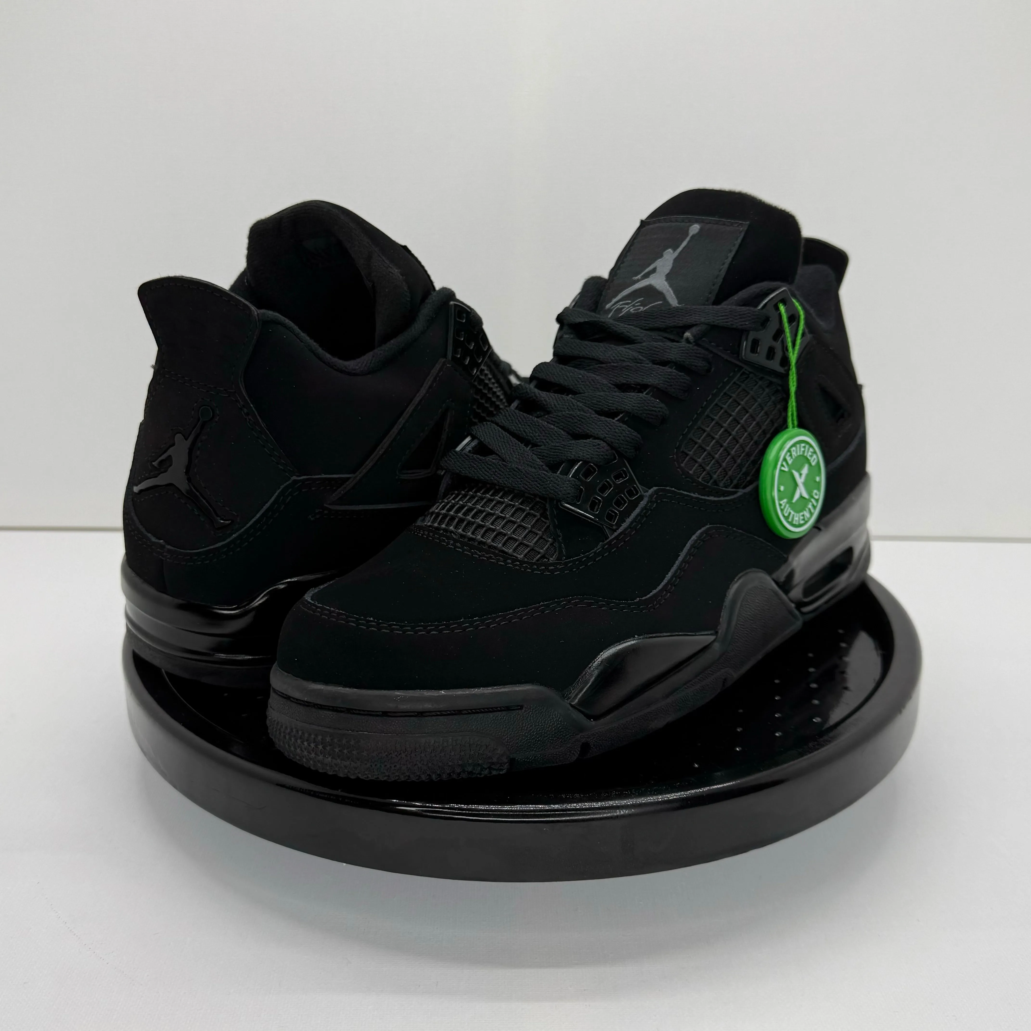 AIR JORDAN RETRO 4