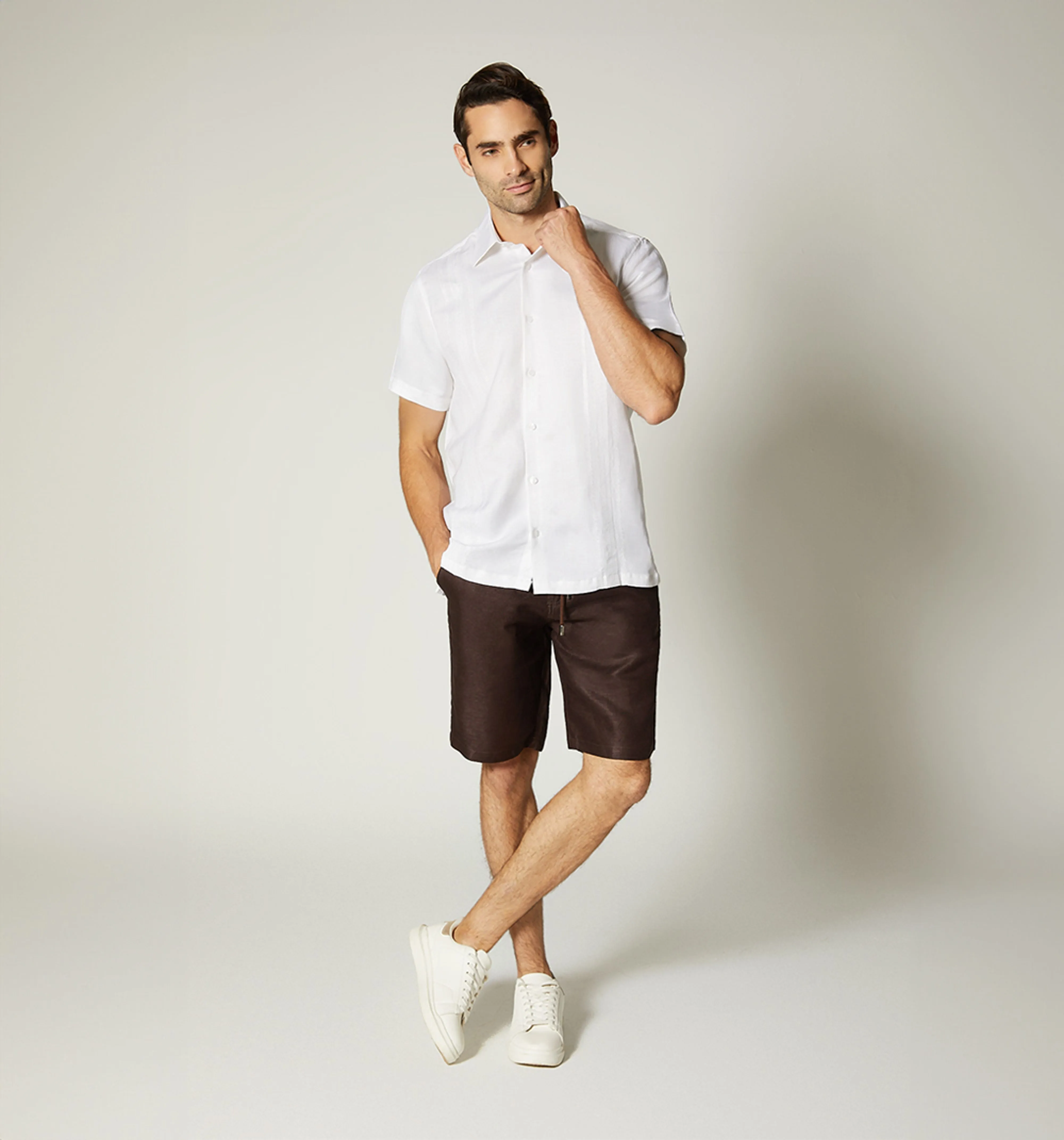 Bermuda para hombre tipo chino en lino