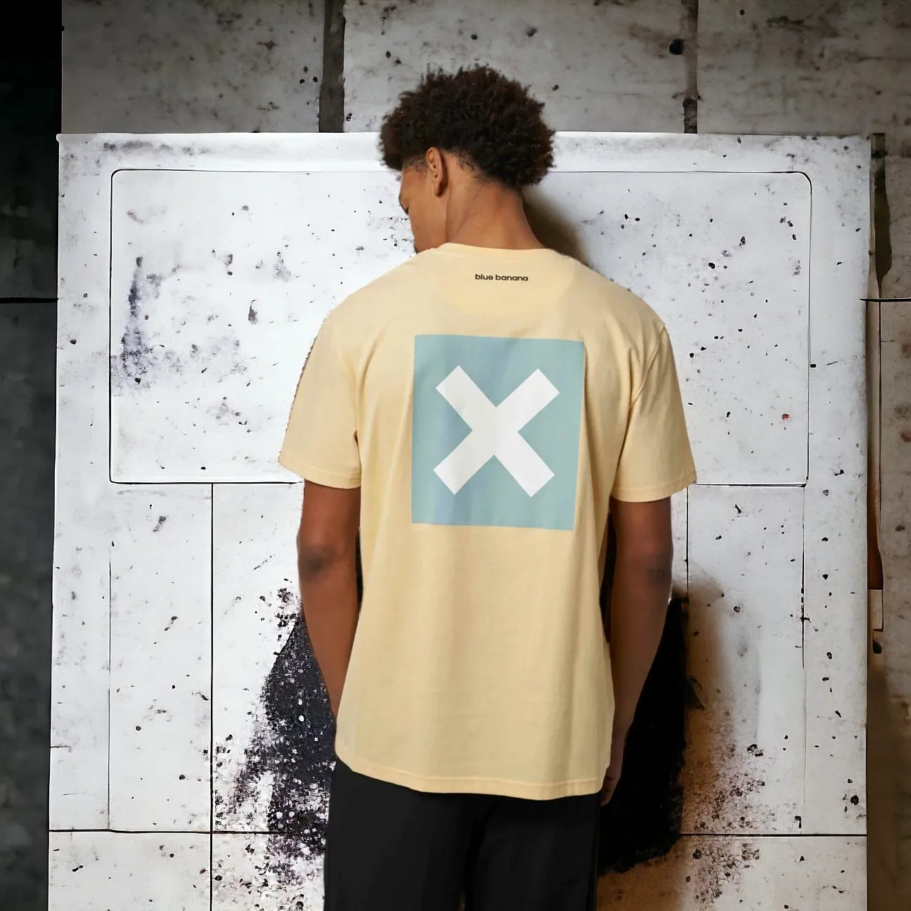 Blue Banana Brand – Camiseta light yellow Nature