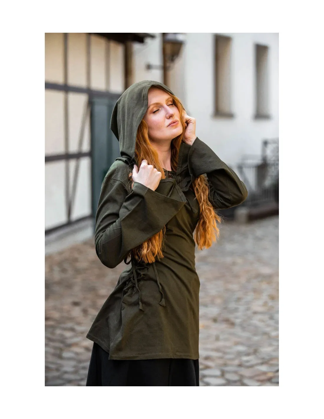 Blusa medieval Lea con cordones
