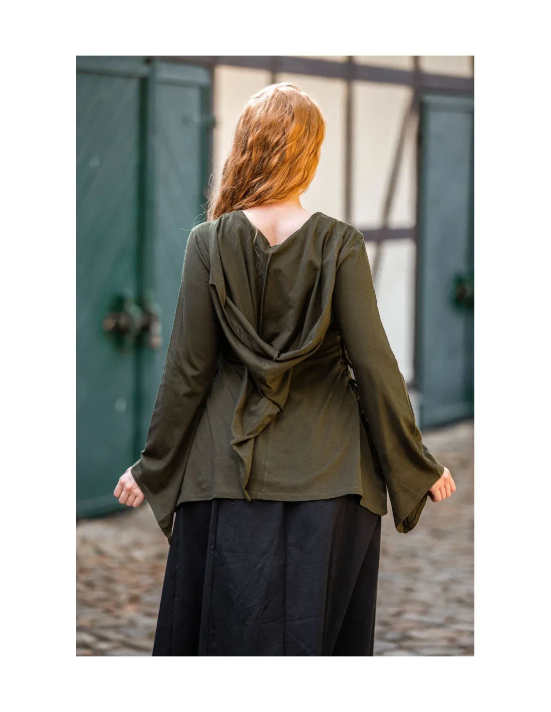 Blusa medieval Lea con cordones