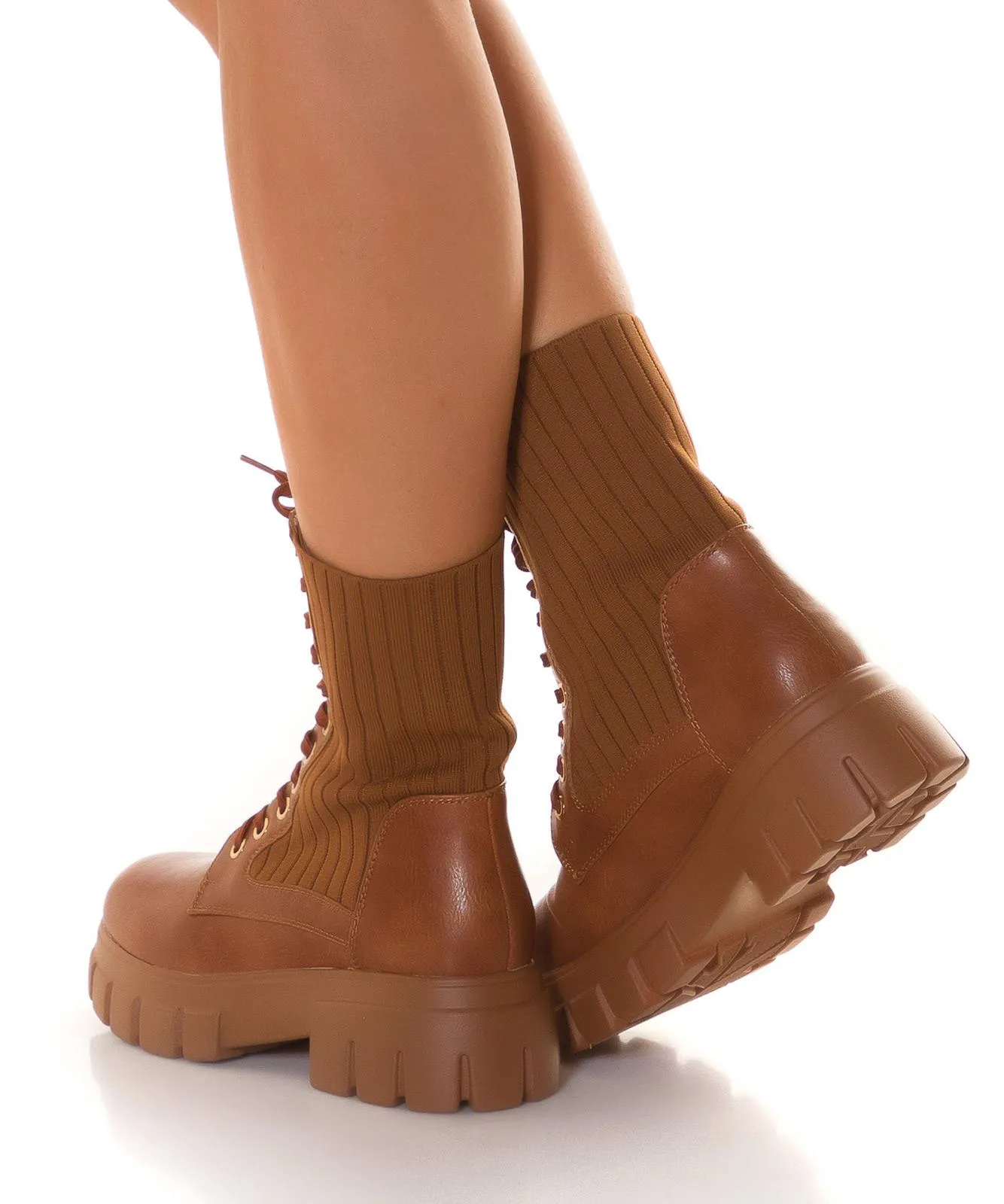 Botas comodidad y moda marrón