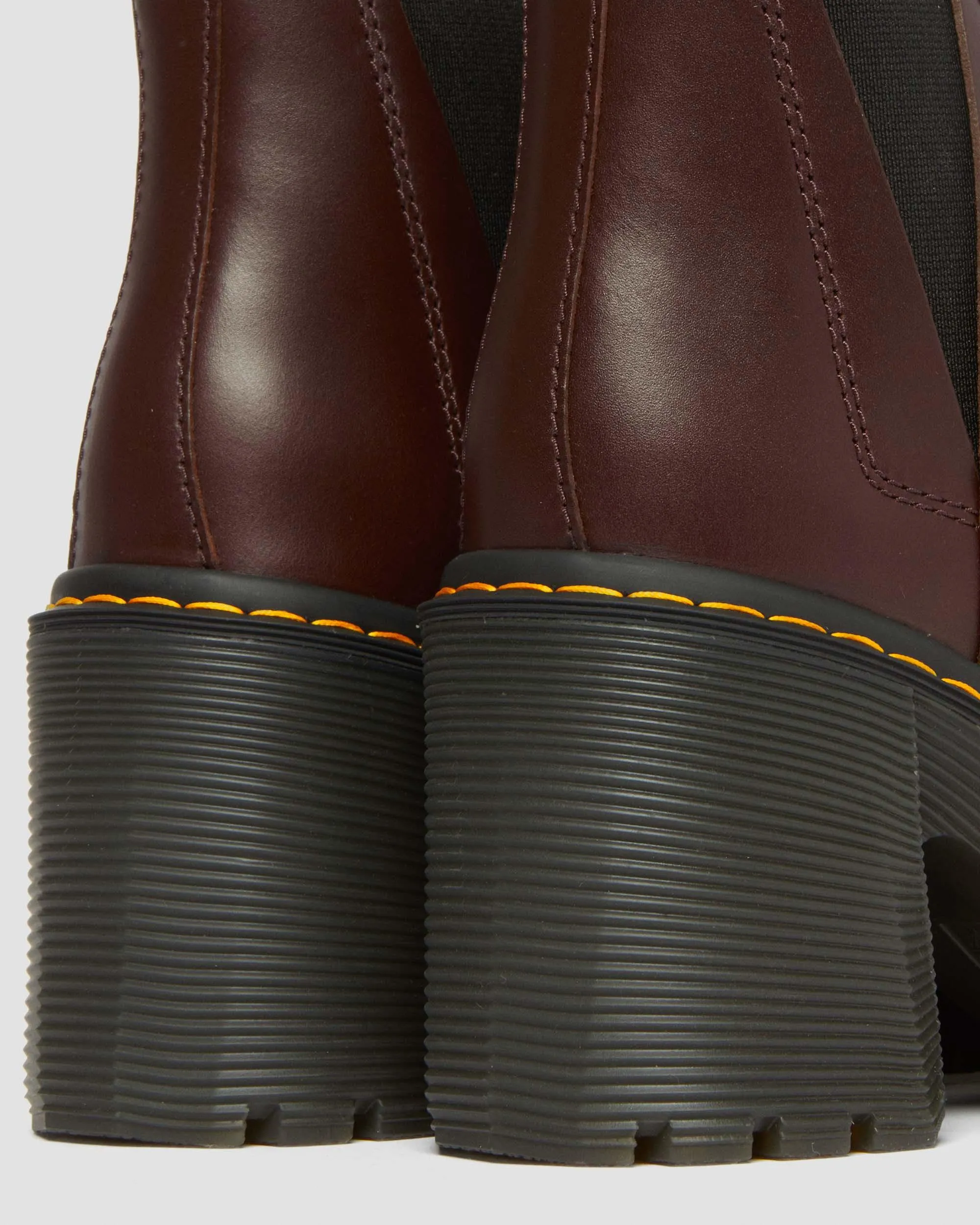 Botines Chelsea de tacón ancho Spence de piel