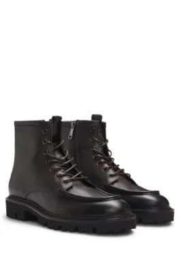 Botines de piel granulada con puntera marcada