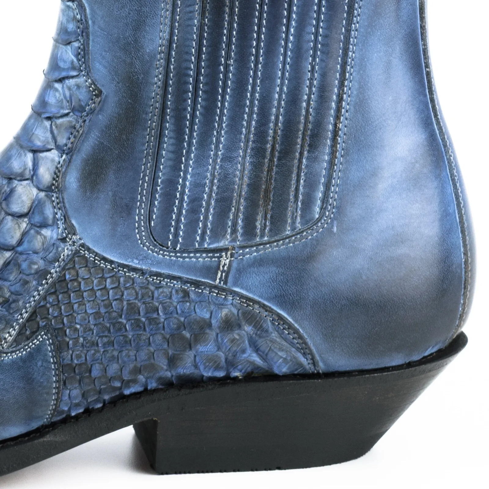 Botín cowboy hombre cuero serpiente azul
