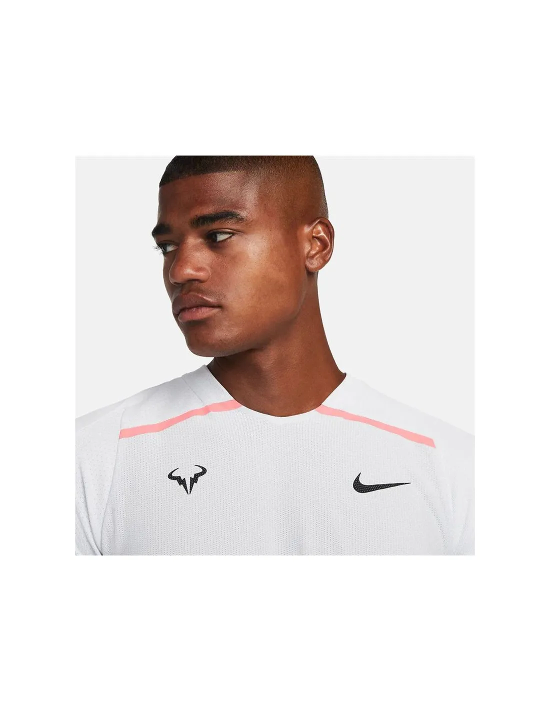 CAMISETA BLANCA DE TENIS NIKE COURT DRIFIT ADV RAFA HOMBRE