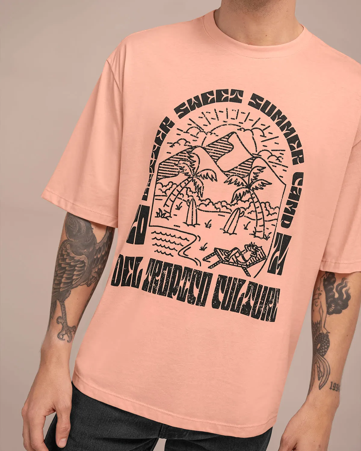 Camiseta manga corta de silueta amplia con estampado localizado en frente