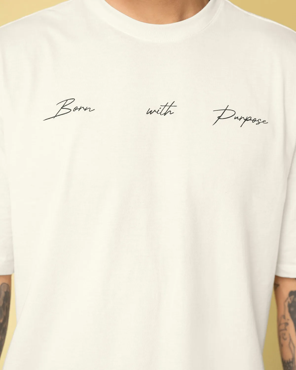 Camiseta manga corta de silueta amplia con estampado localizado en frente