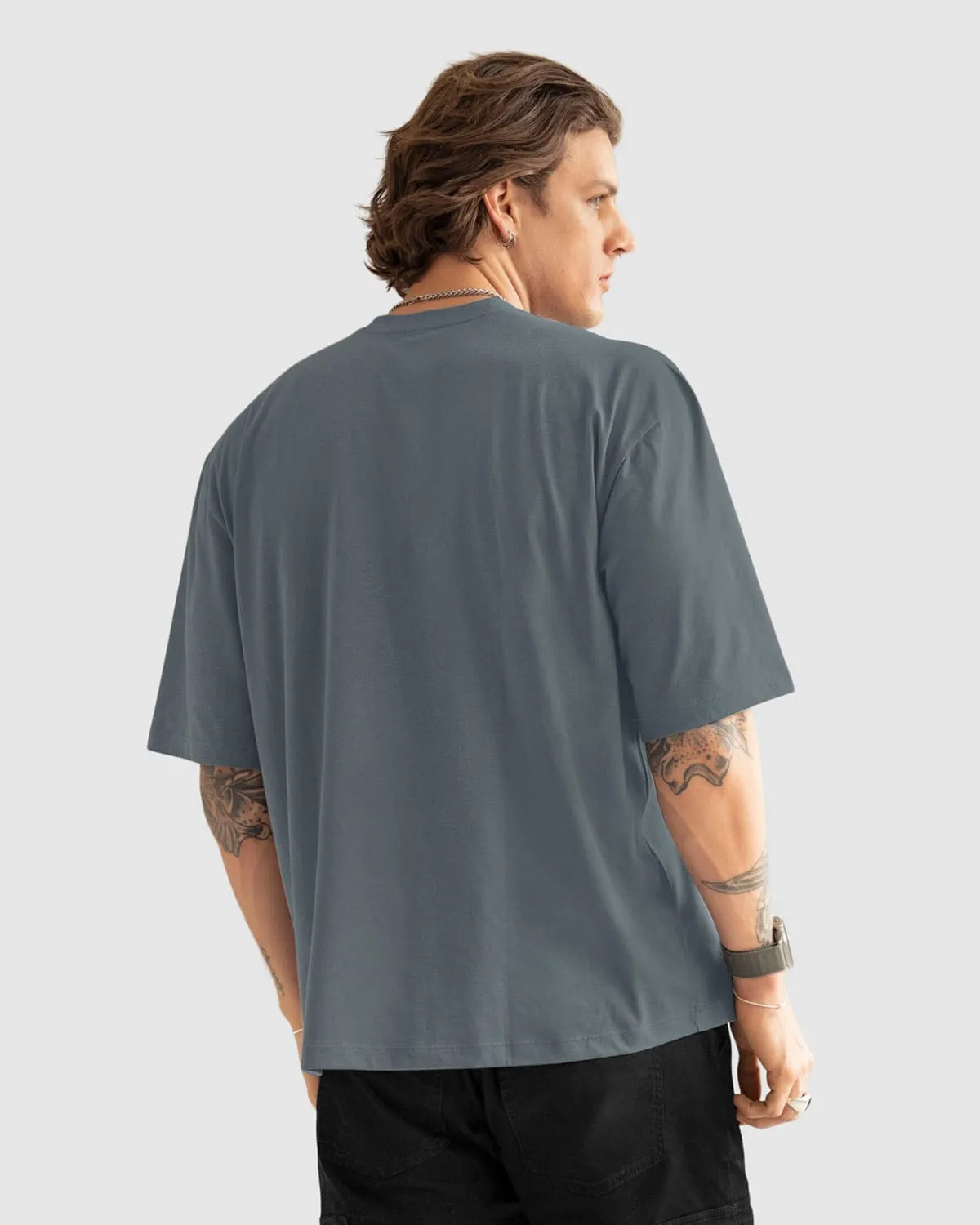 Camiseta manga corta de silueta amplia con estampado localizado en frente