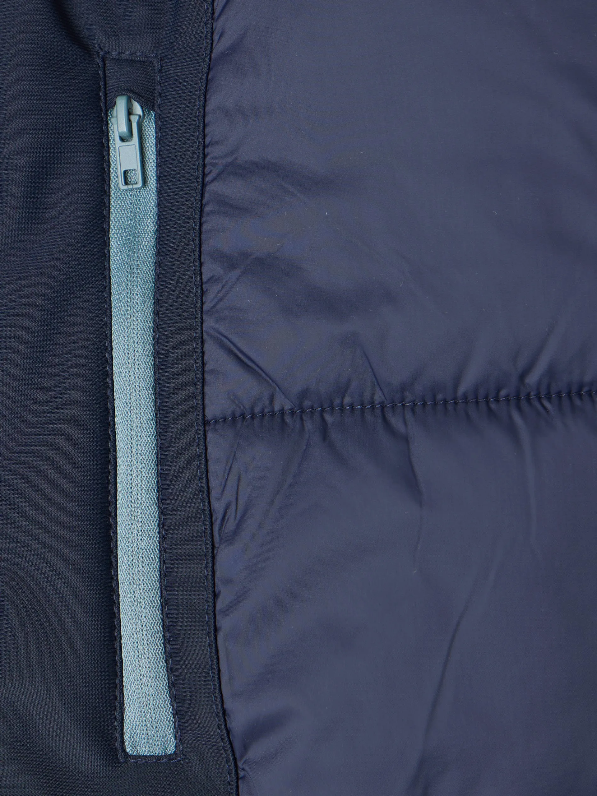 Chaqueta tecnica capucha azul marino