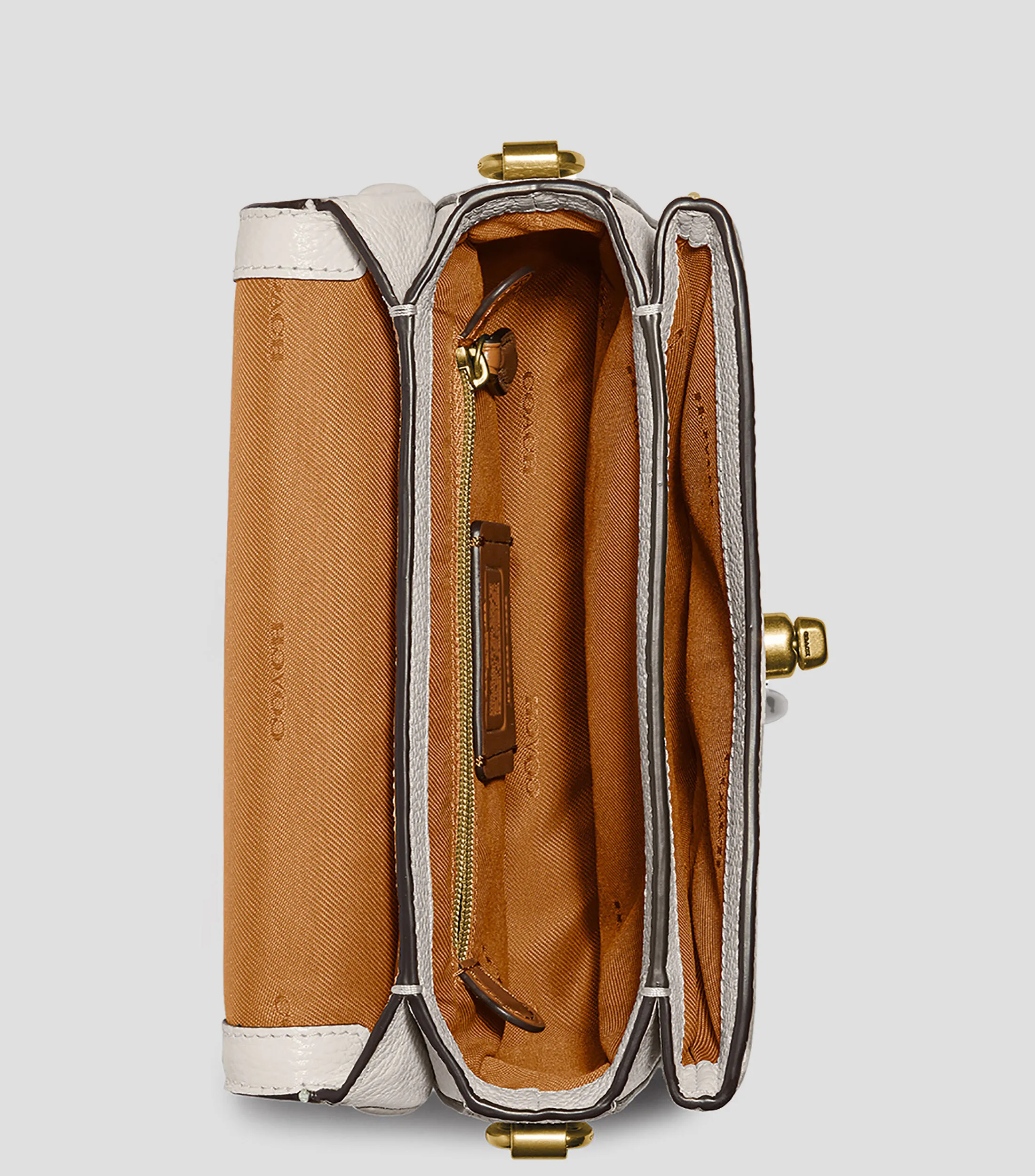 Coach Bolso crossbody en piel