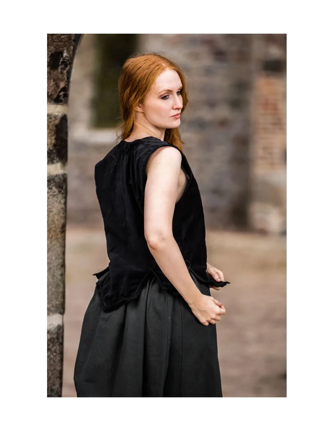 Corpiño medieval Odette, color negro