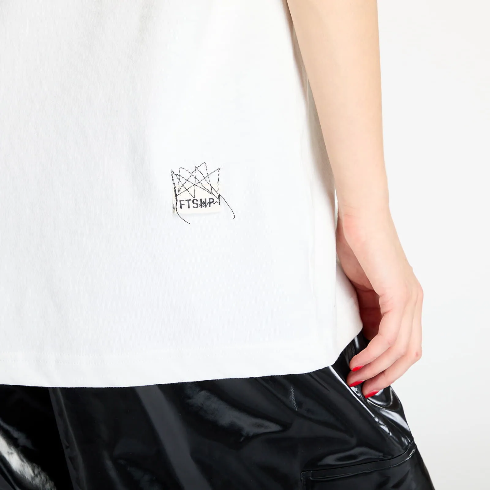 FOOTSHOP FTSHP HEADLESS TSHIRT UNISEX WHITE XS