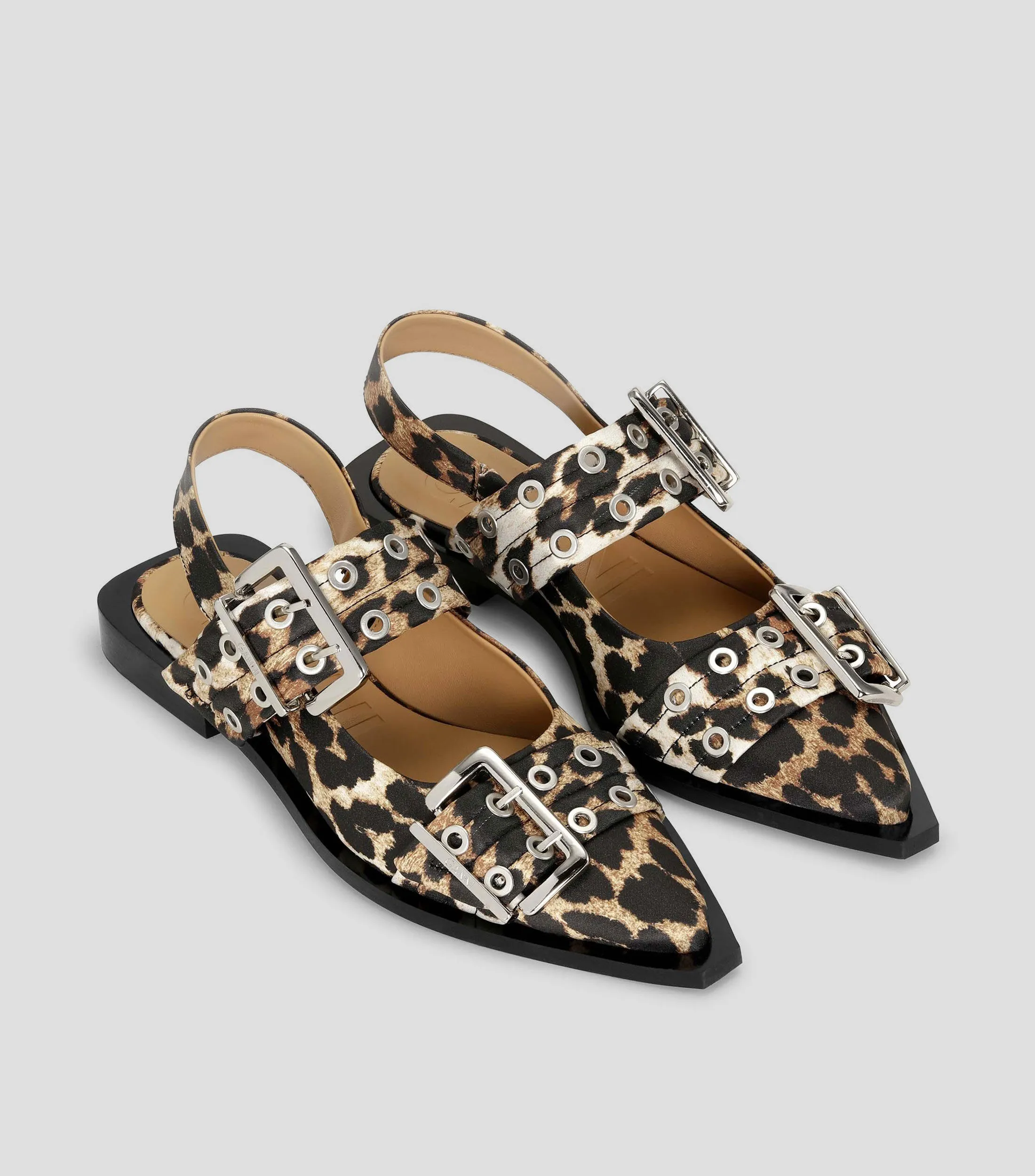 Ganni Flats Feminine Buckle con Tacón Bajo Mujer
