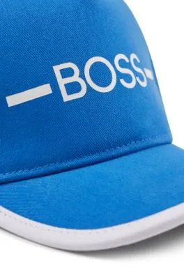 Gorra para niños en sarga de algodón con raya y logo