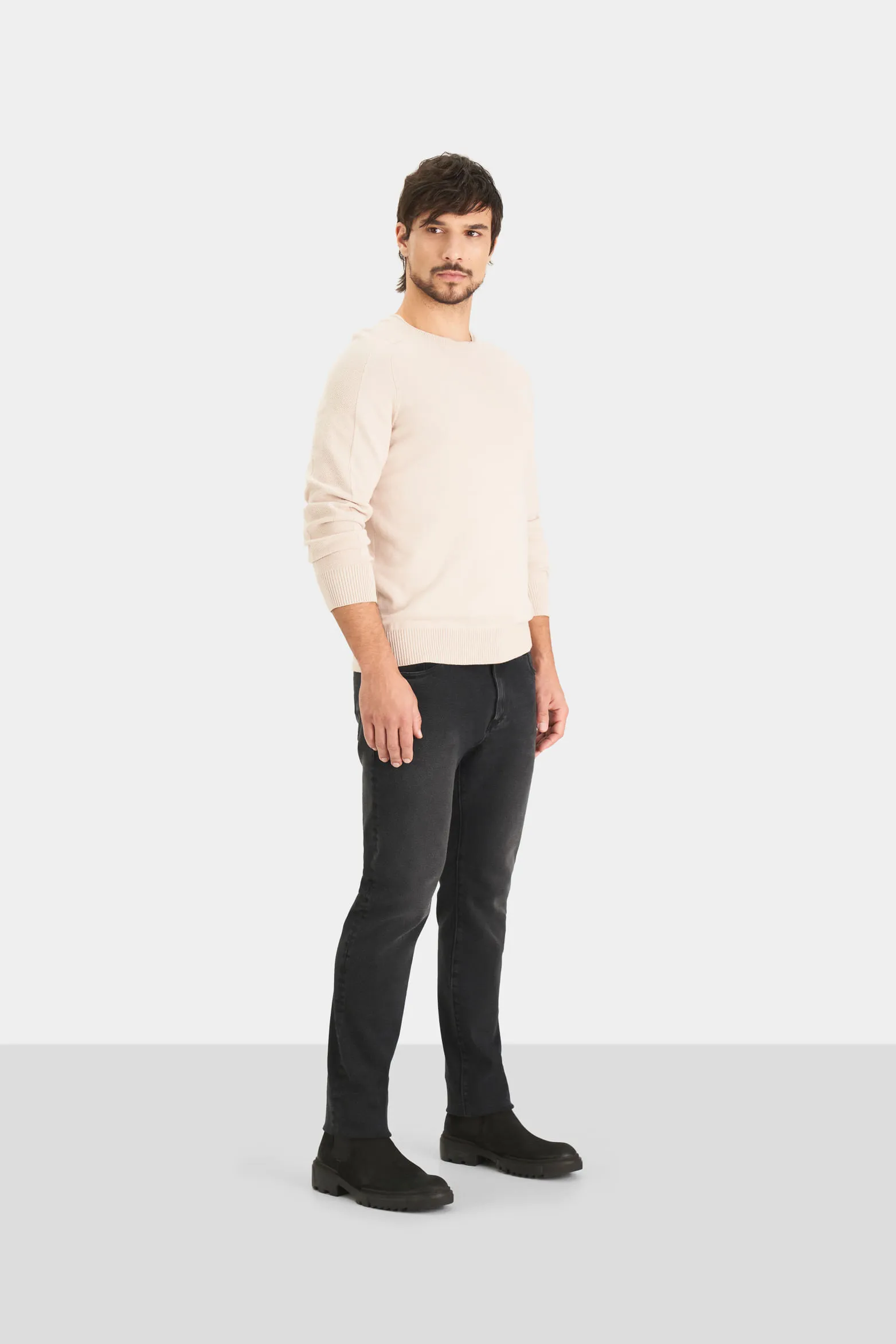 Jean avellano black denim para hombre pasadores en cuero