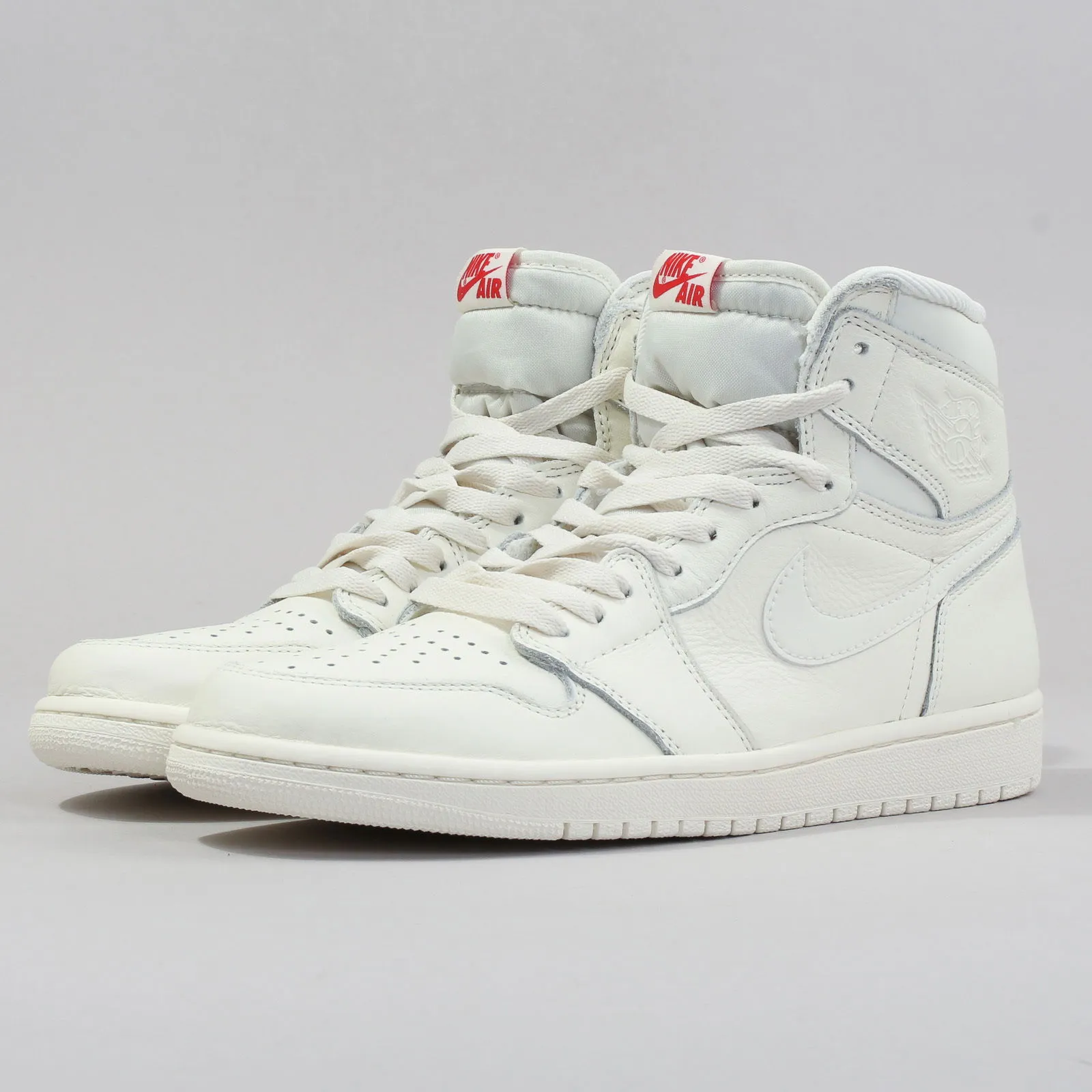 Jordan Air Jordan 1 Retro High OG "Sail"