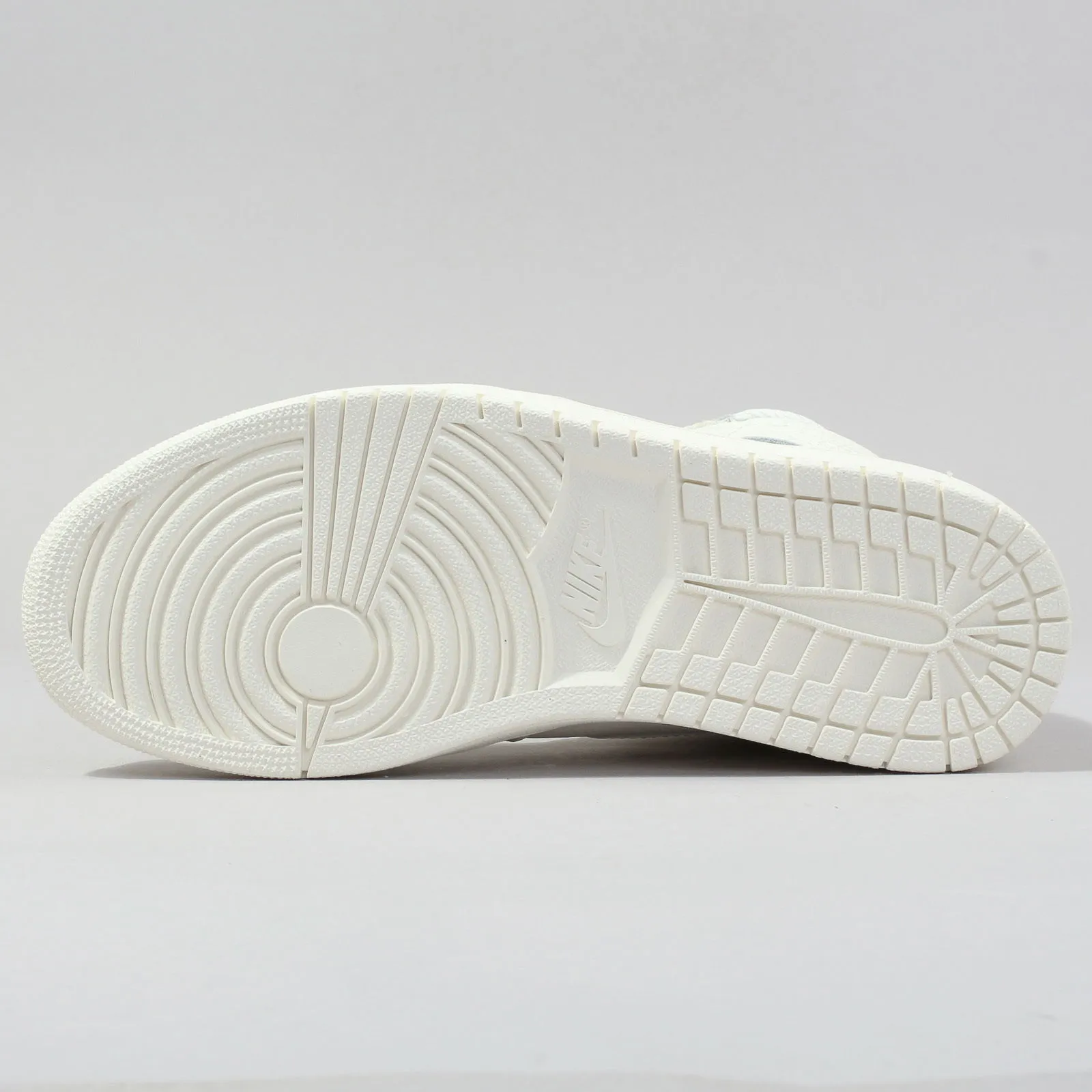 Jordan Air Jordan 1 Retro High OG "Sail"
