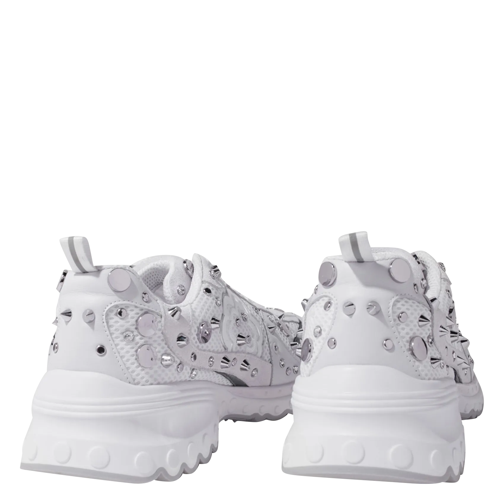 MAJE Zapatillas bajas con tachuelas en blanco