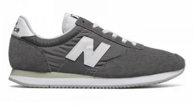New Balance 220