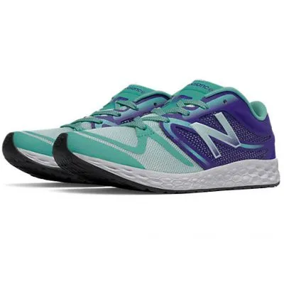 New Balance  822V3