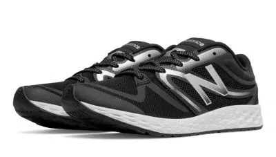New Balance  822V3
