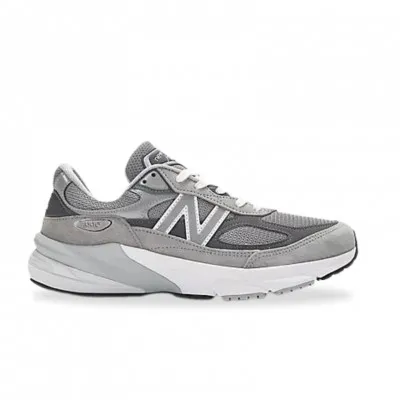 New Balance 990v6