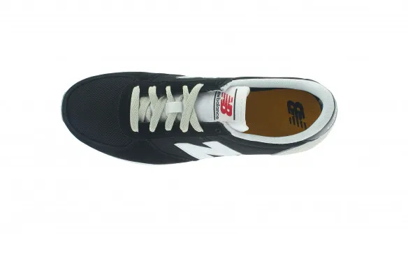 NEW BALANCE U220