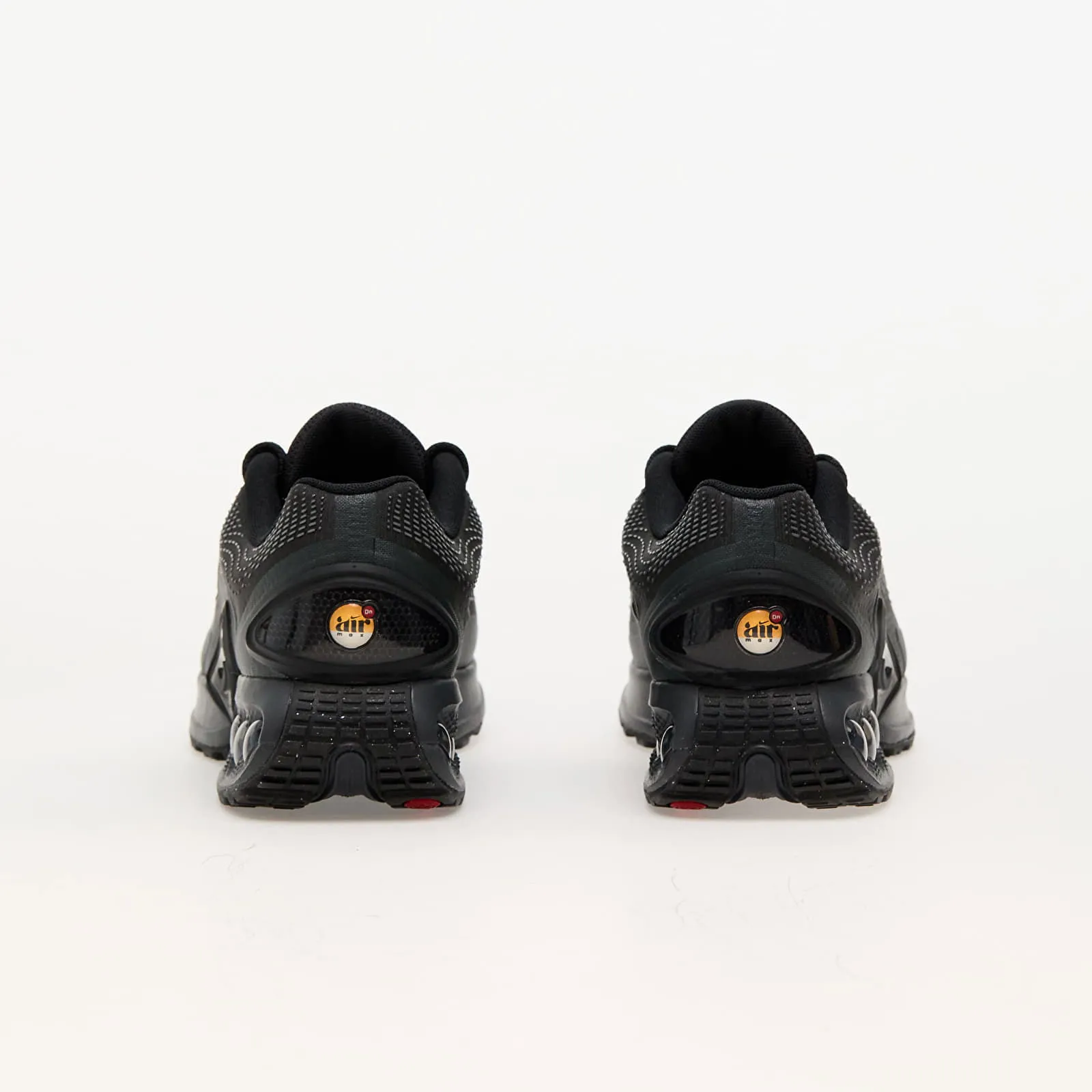 NIKE AIR MAX DN BLACK  US 7