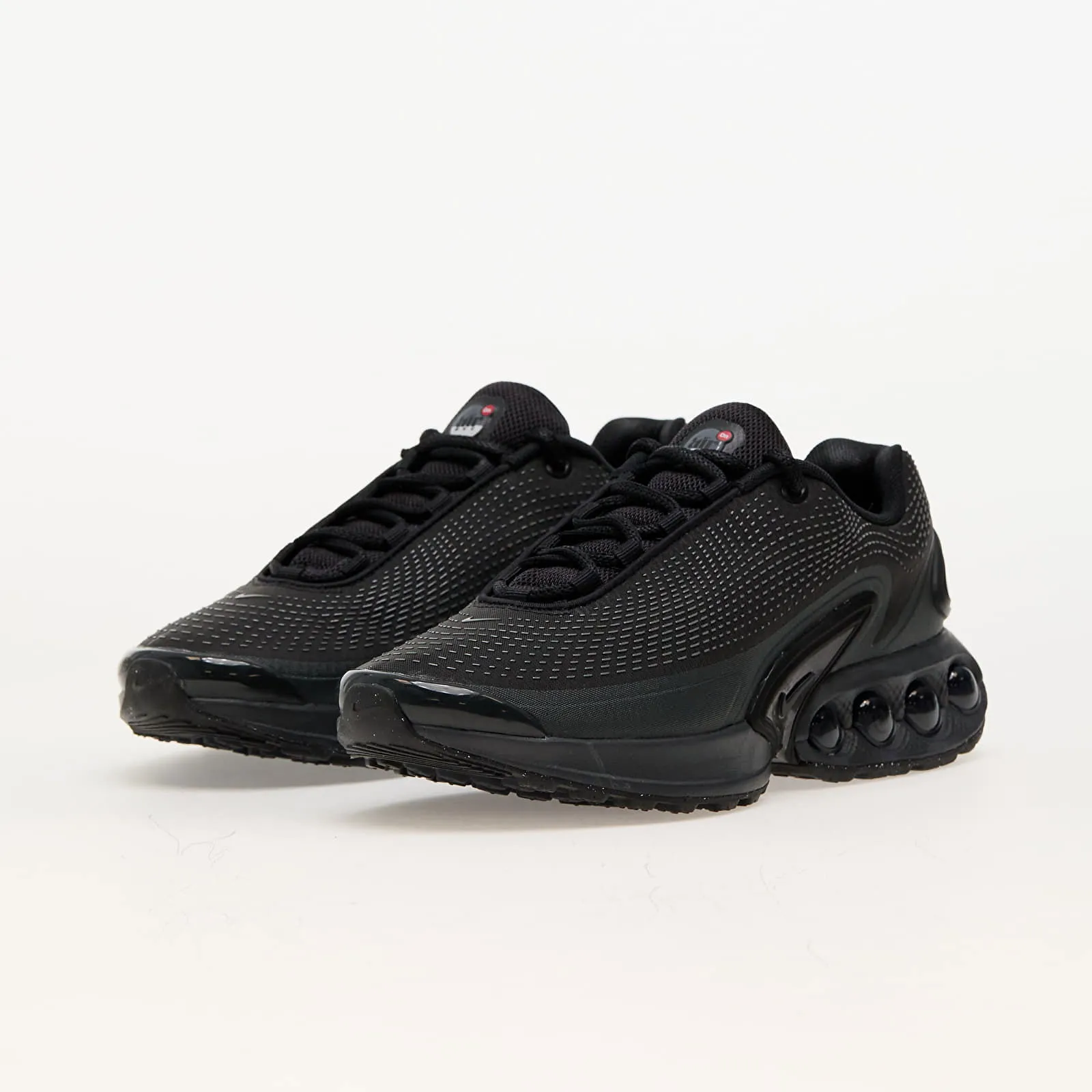 NIKE AIR MAX DN BLACK  US 7