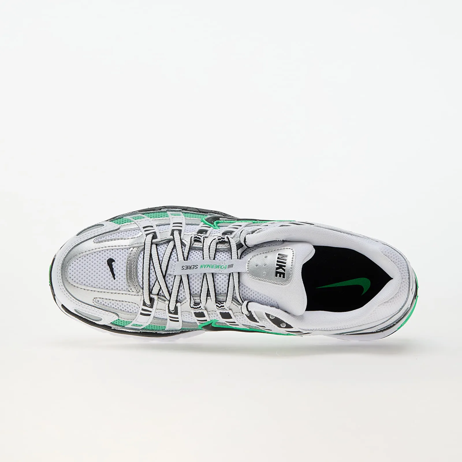 NIKE P6000