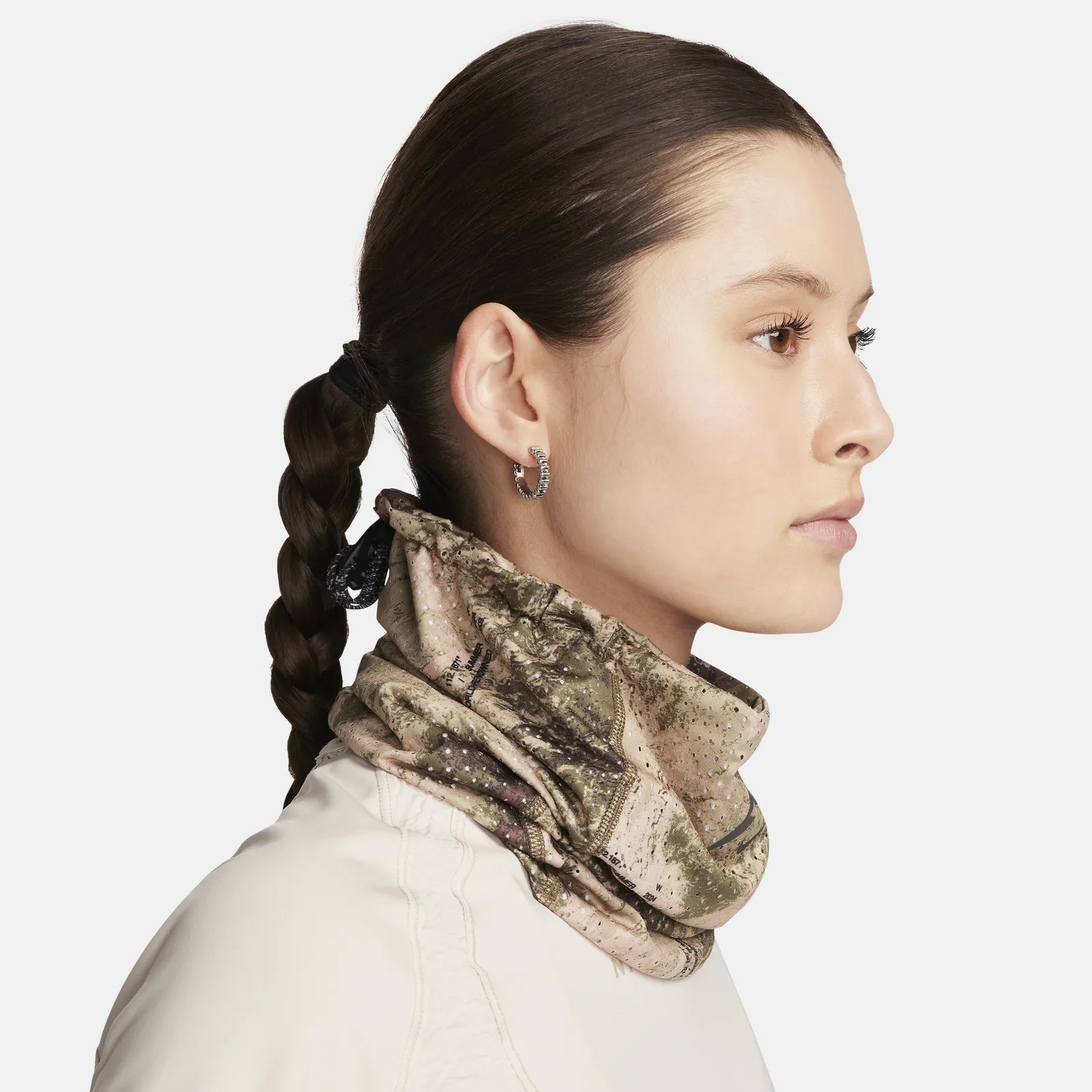 Nike Trail Shawl