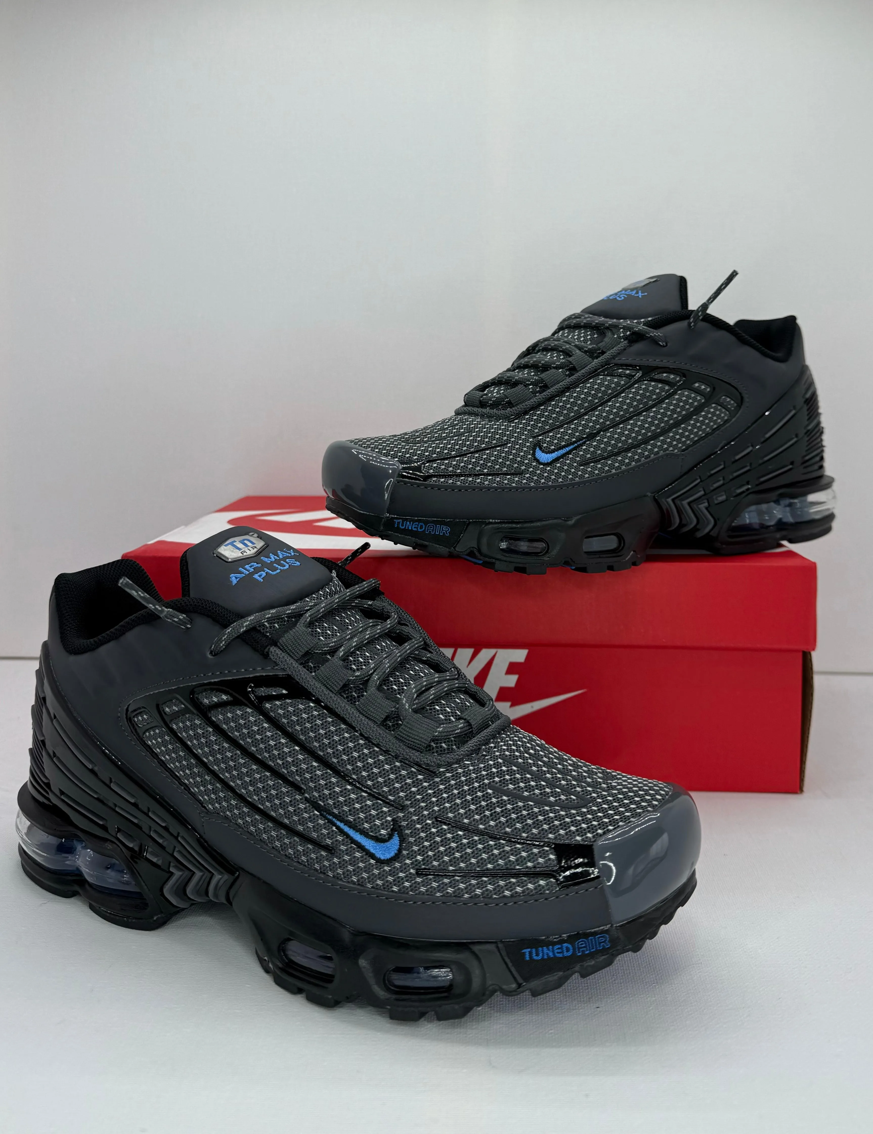 NIKE TUNED BLUE MOON 