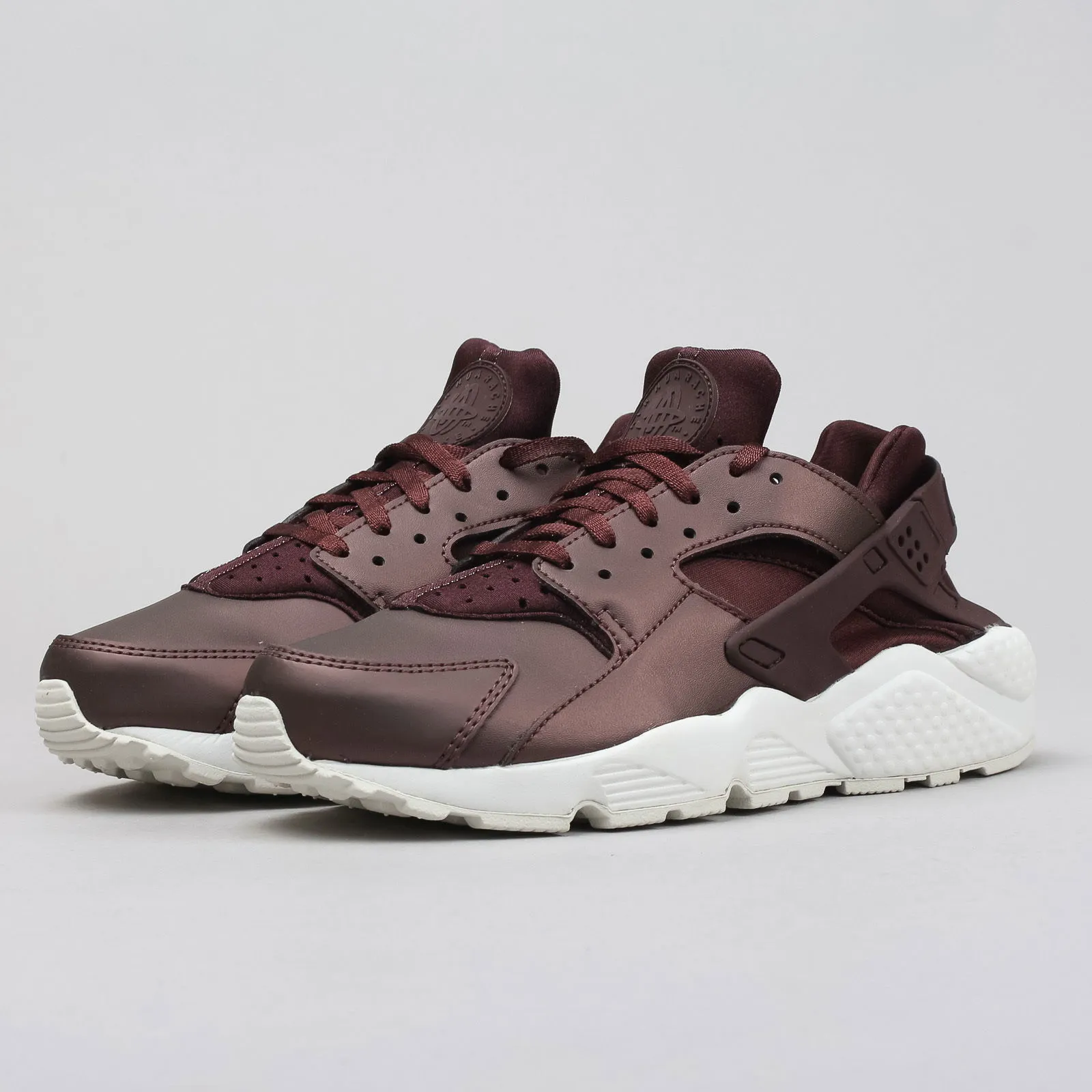 Nike WMNS Air Huarache Run Premium TXT