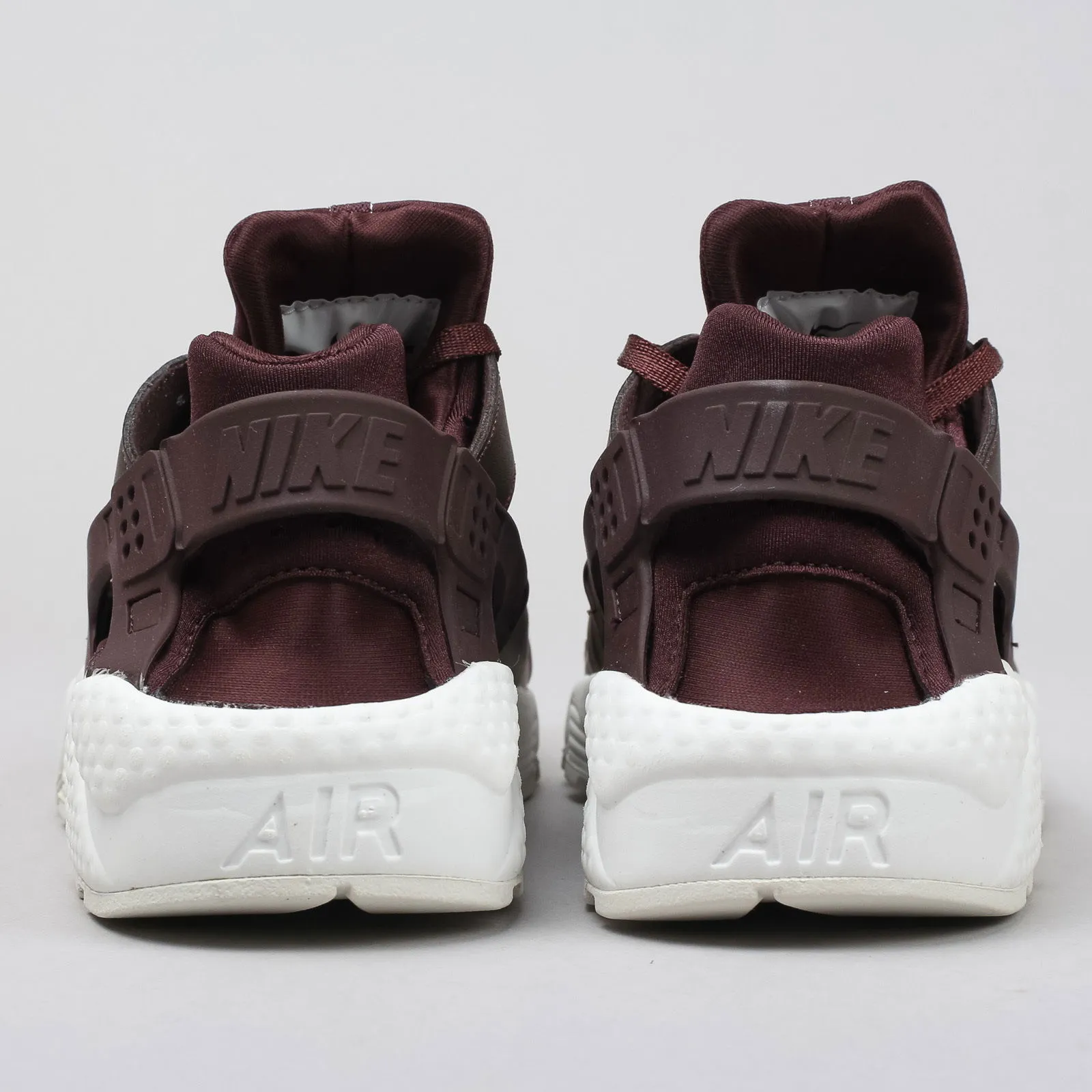 Nike WMNS Air Huarache Run Premium TXT