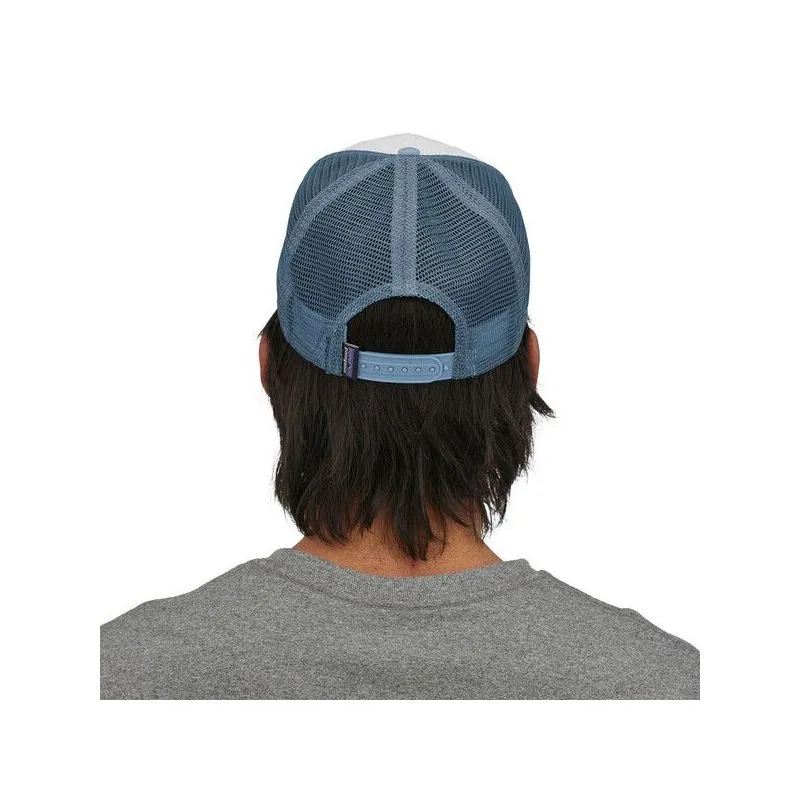 P6 LOGO TRUCKER HAT PATAGONIA (PLUME GREY)