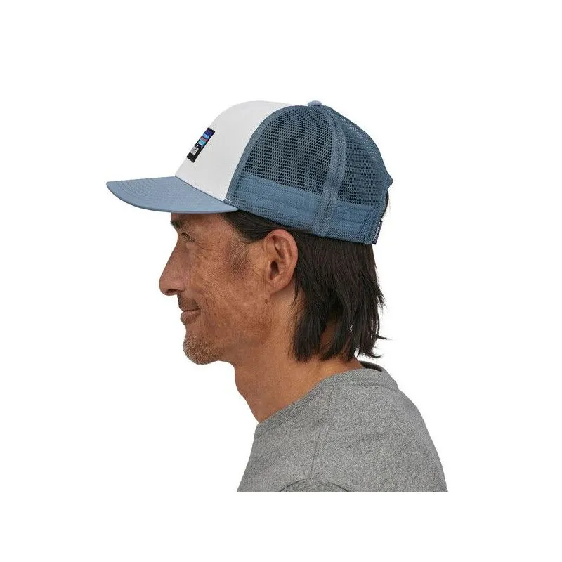 P6 LOGO TRUCKER HAT PATAGONIA (PLUME GREY)