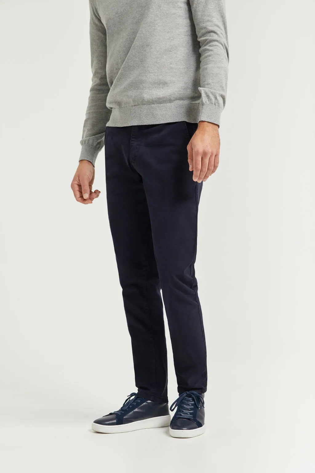Pantalón chino azul marino de algodón elástico con detalles Polo Club