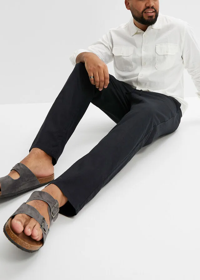 Pantalón chino sin cierre con corte regular y recto de lino Negro