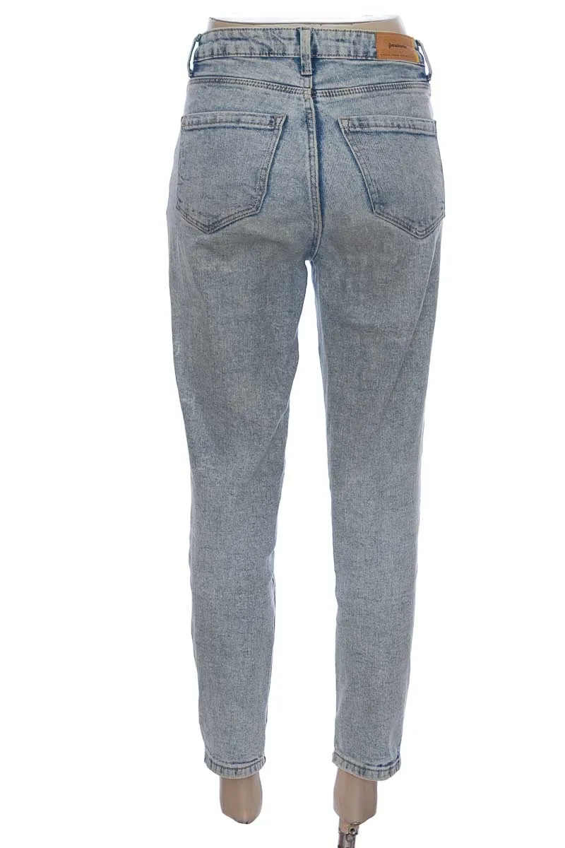 PANTALóN COLOR AZUL  STRADIVARIUS