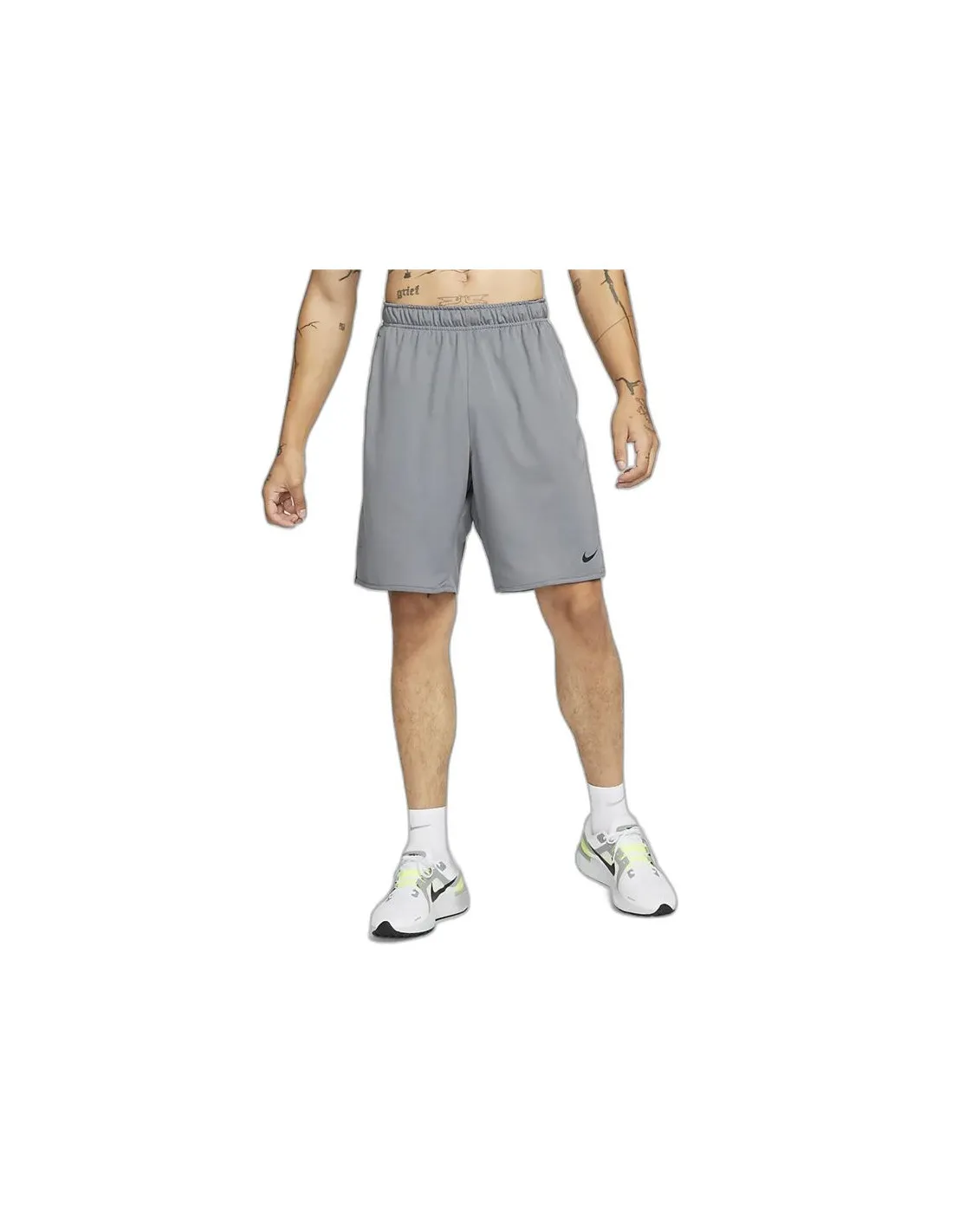 PANTALóN DE FITNESS NIKE DRIFIT TOTALITY 9" UNLI HOMBRE GRIS