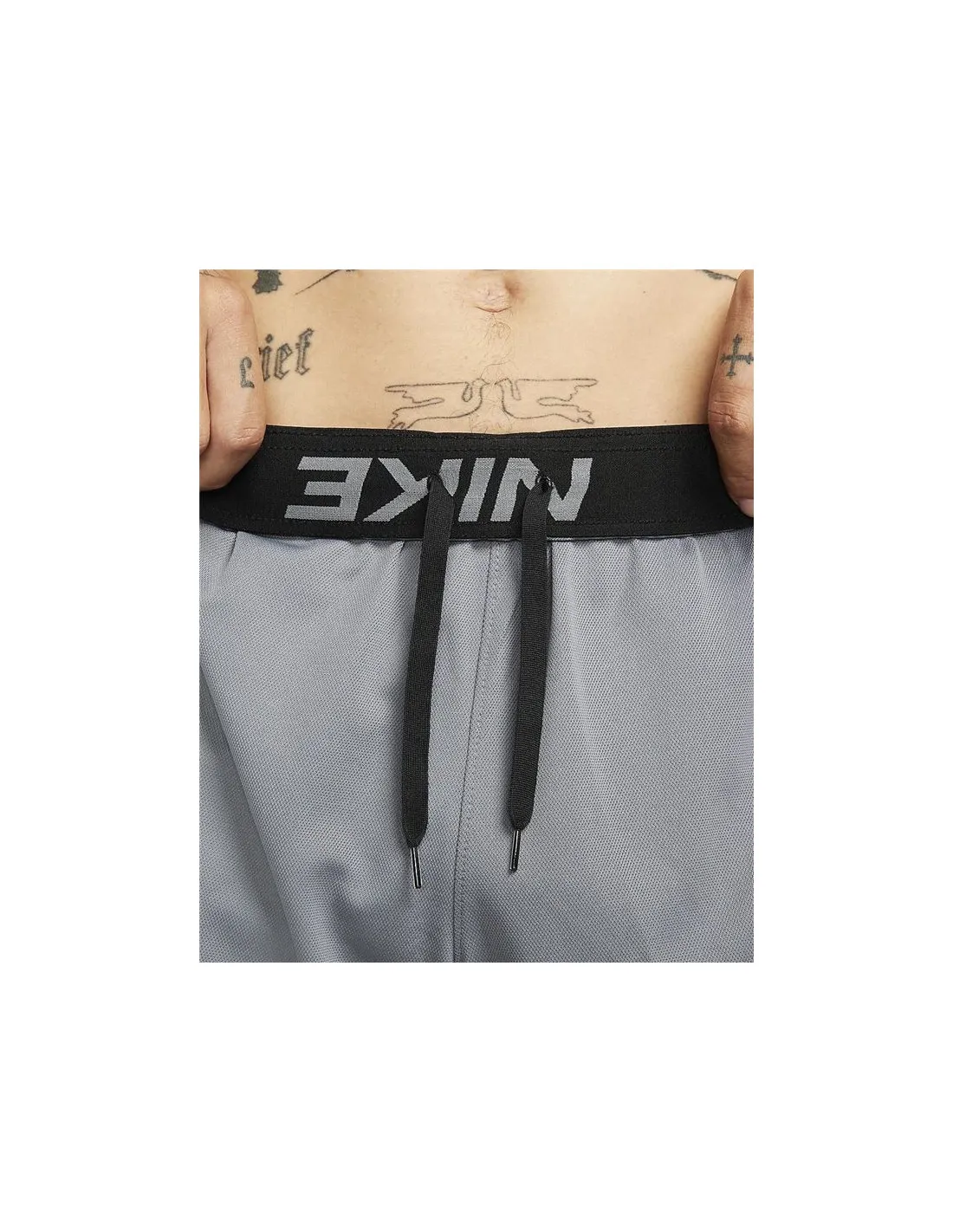 PANTALóN DE FITNESS NIKE DRIFIT TOTALITY 9" UNLI HOMBRE GRIS