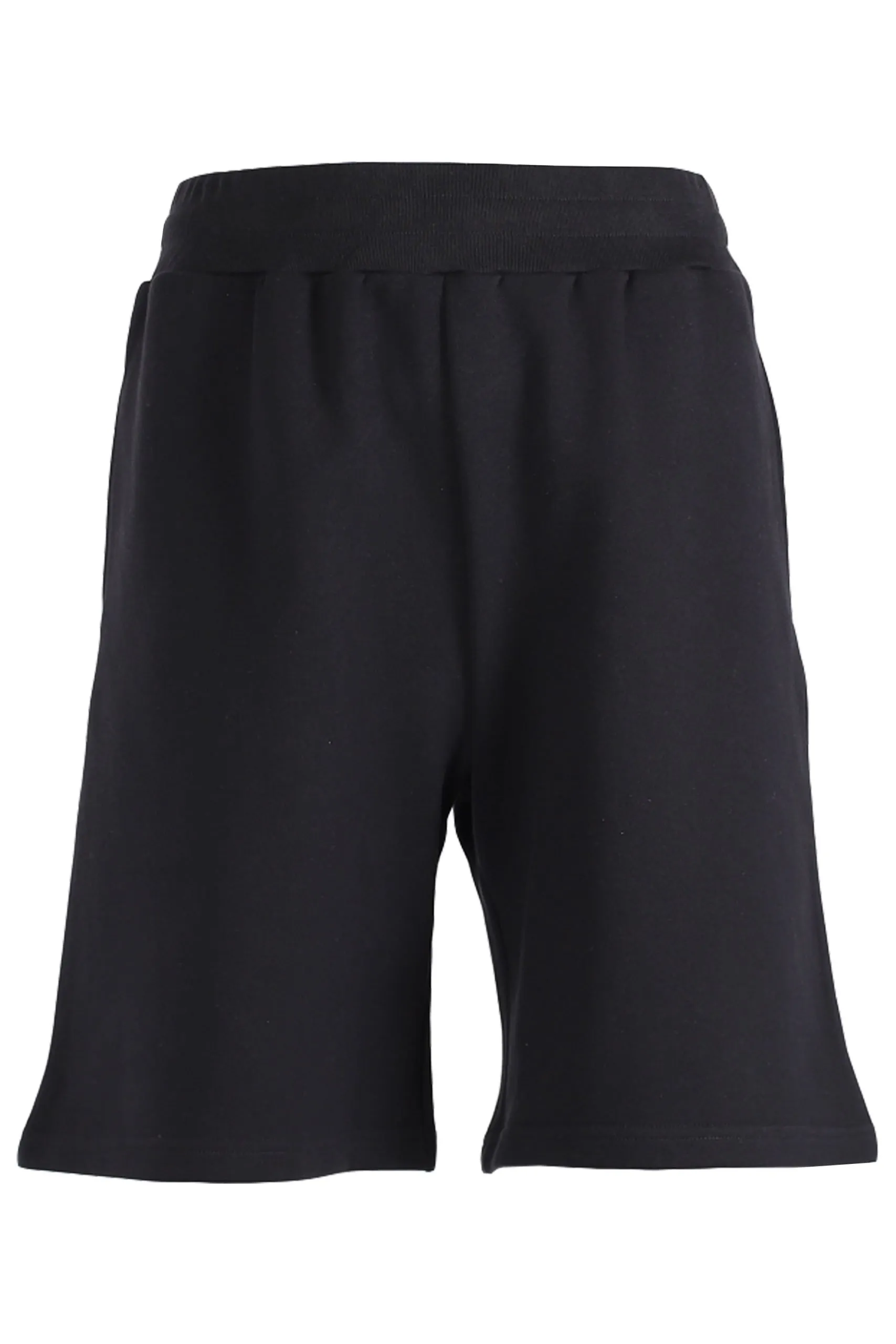 Pantalón negro corto logo en oro parte trasera