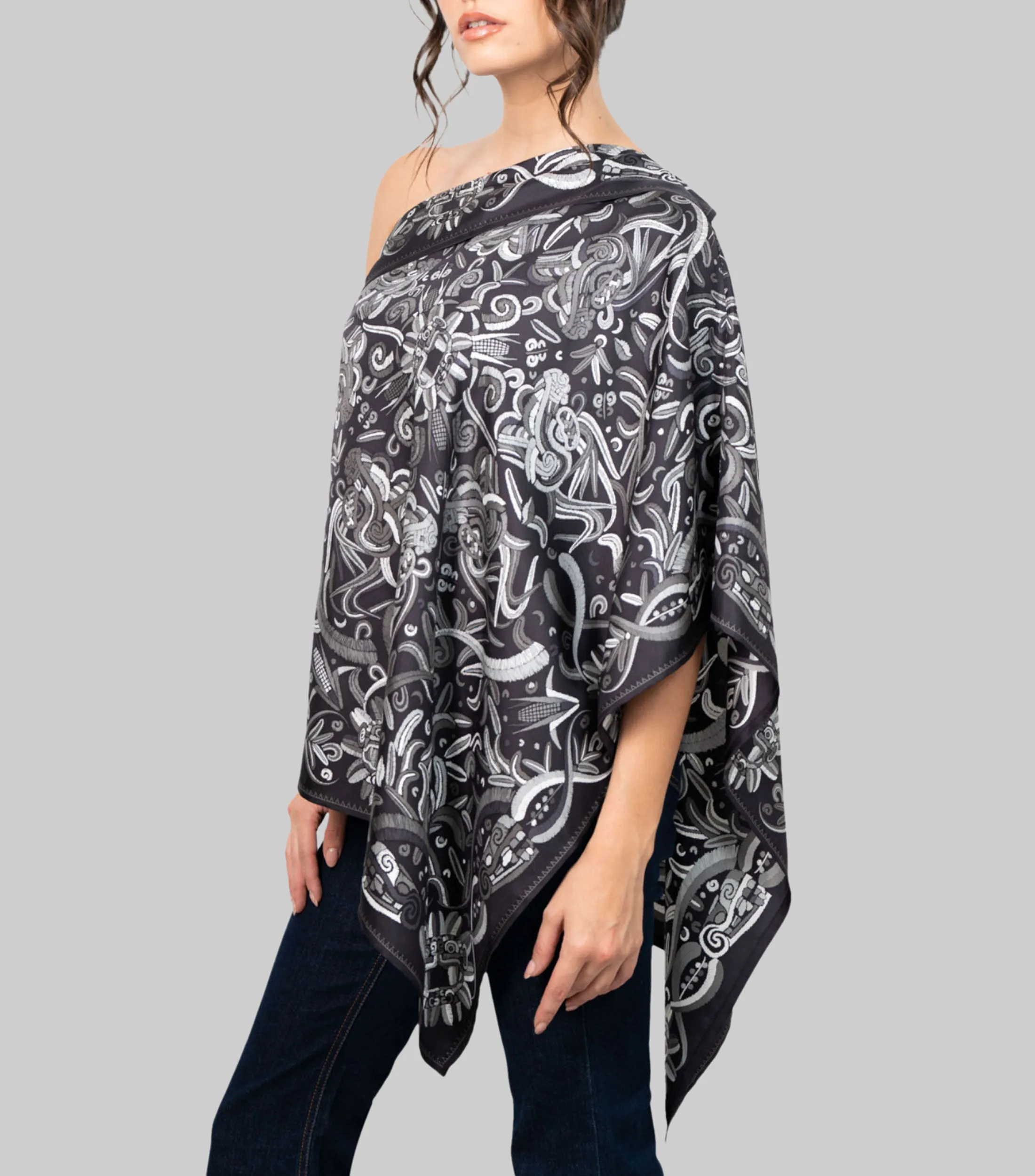Pineda Covalin Poncho con Estampado de Quetzalcóatl Mujer