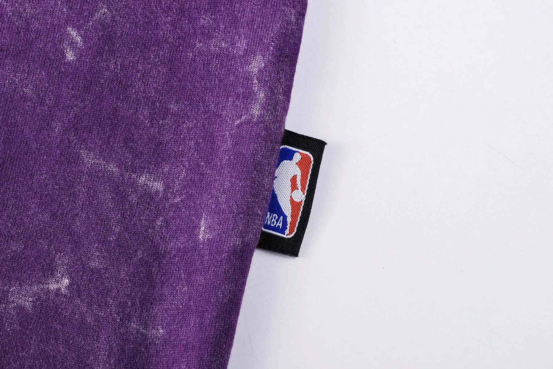 Polera Básquetbol Hombre NBA Fanwear Los Angeles Lakers Morada
