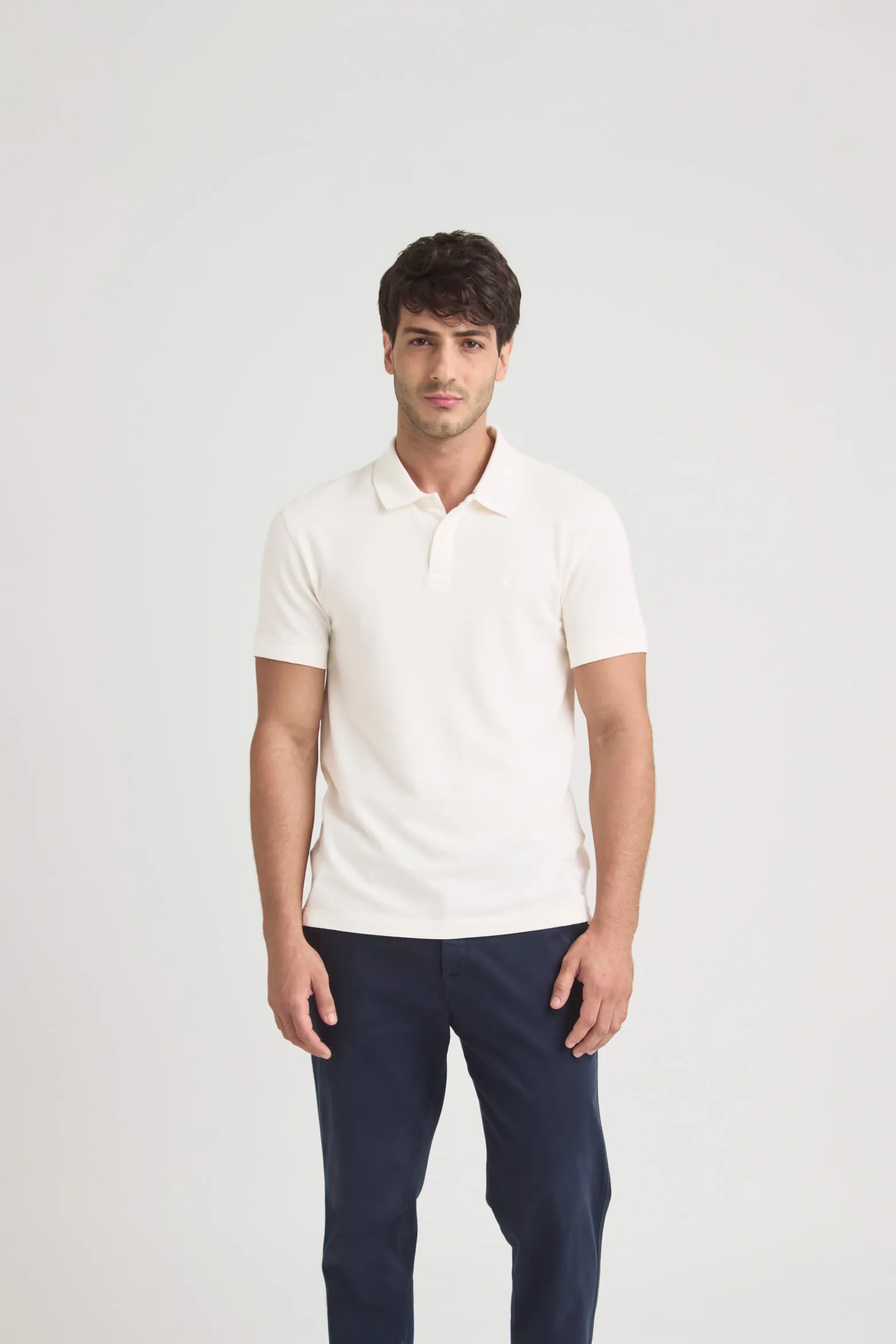 Polo oculus para hombre semi fit