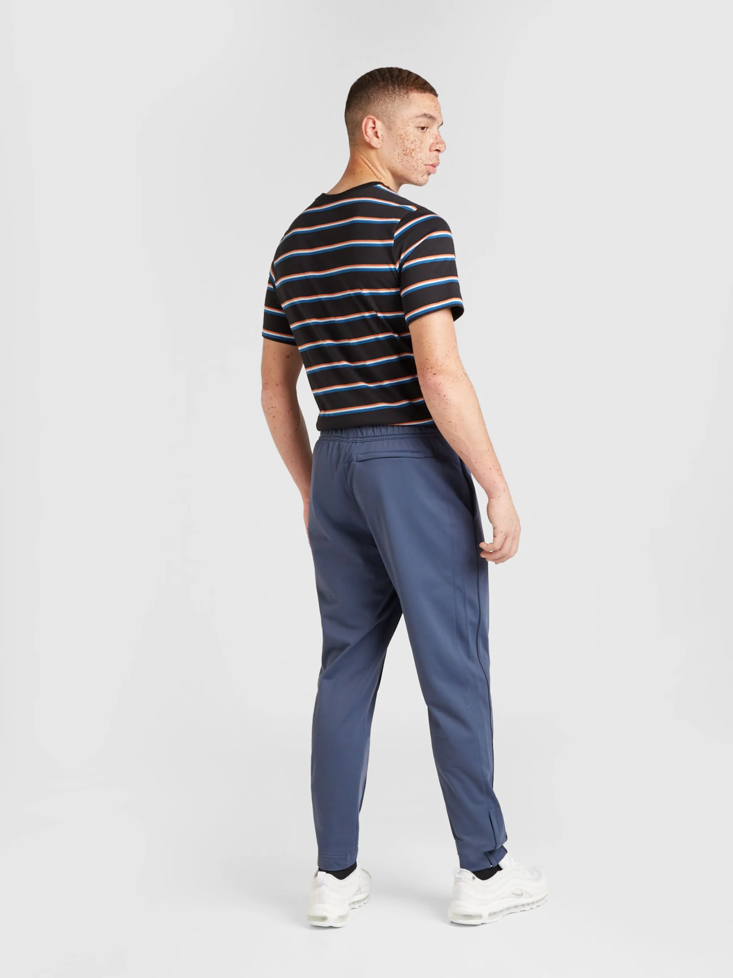 regular Pantalón deportivo 'Court HERITAGE' NIKE en Navy