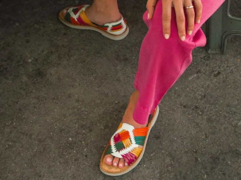 SANDALIA DE PIEL ALEBRIJE MEXAS MULTICOLOR