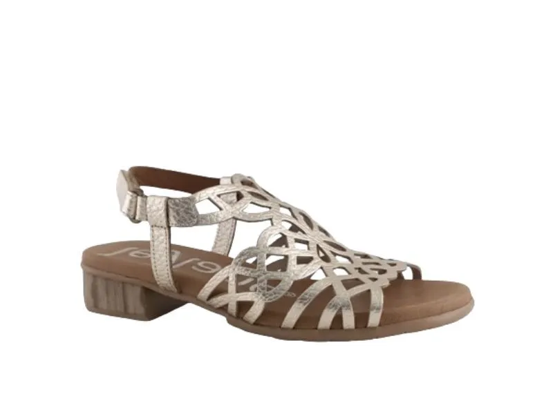 SANDALIA DE PIEL TROQUELADA LEYLAND EN COLOR ORO 5609